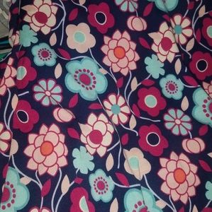 Lularoe large perfect t